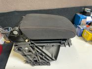 Mittelkonsole Mittelarmlehne<br>VW GOLF VII