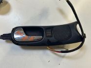 Trgriff links vorn innen mit Lautsprecher<br>AUDI A4 AVANT (8D5, B5) 1.9 TDI QUATTRO